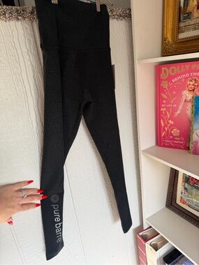Beyond Yoga Black High-Waist Textured Leggings